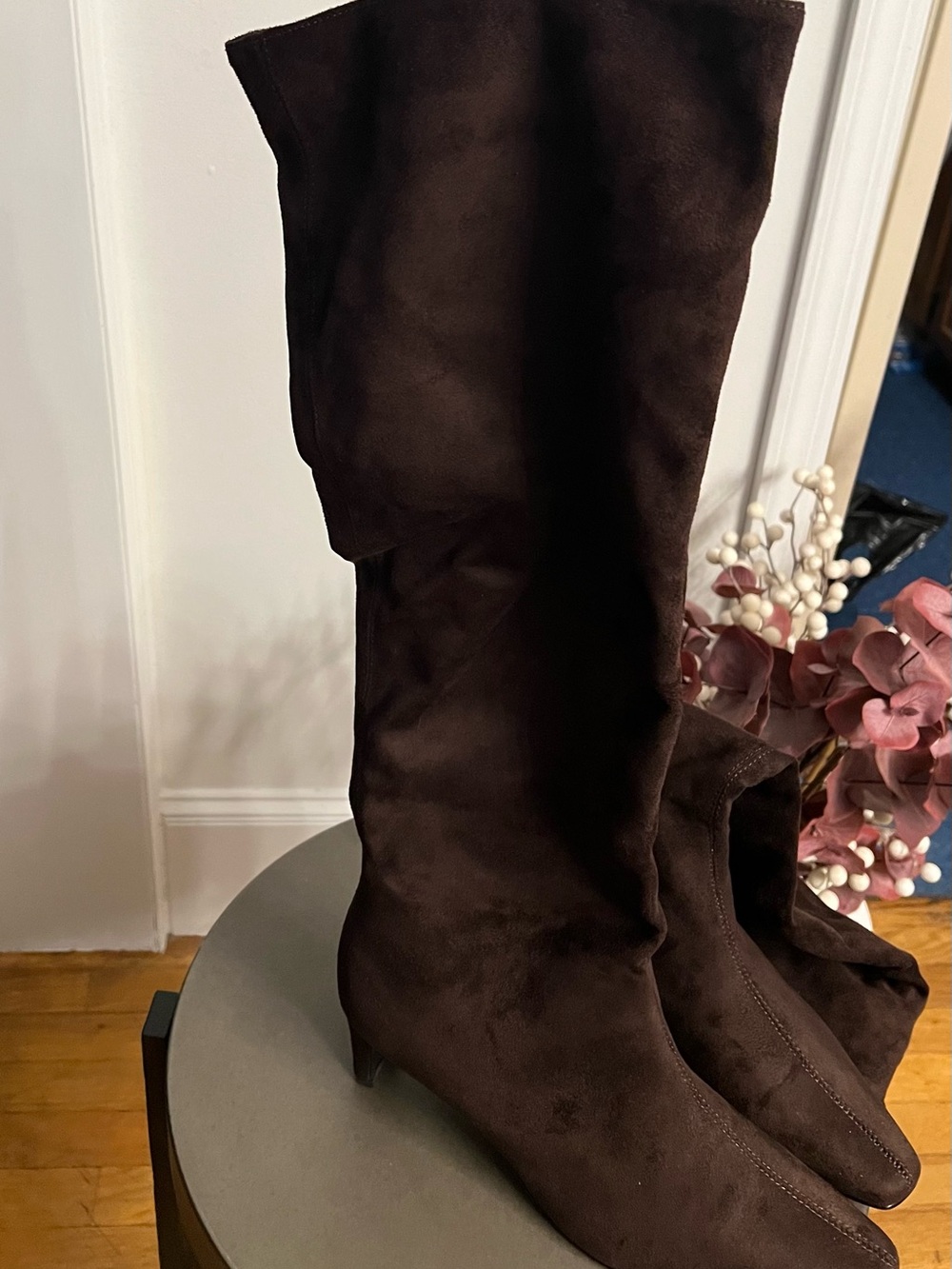 Banana Republic Dark Brown Slouch Suede Boots - Picture 5 of 9